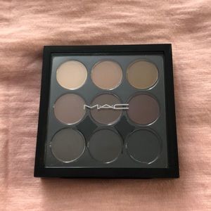 MAC Eyeshadow Palette